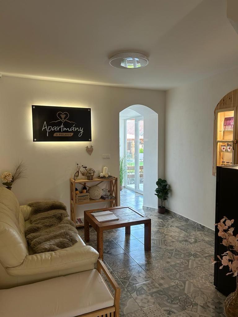 Apartmány u Pálavy Přítluky Esterno foto